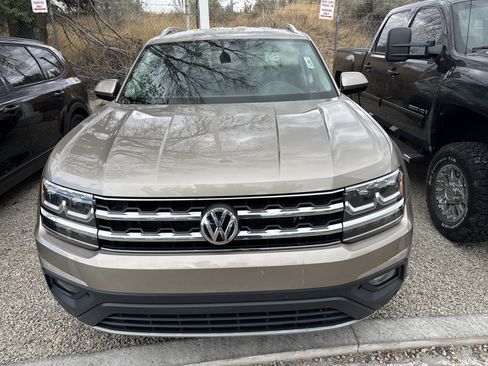 Used 2018 Volkswagen Atlas SE AWD/4WD image 4