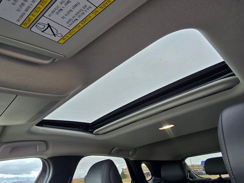 Used 2025 MAZDA CX-30 AWD 2.5 S w/ Preferred Package image 24