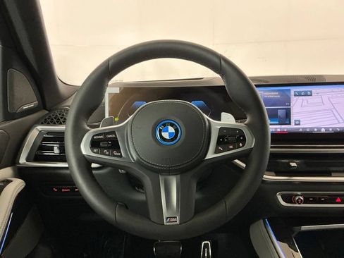 New 2026 BMW X5 xDrive50e w/ M Sport Package AWD/4WD image 15