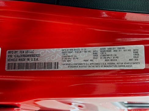 Used 2021 Jeep Wrangler Unlimited Rubicon 4xe w/ Steel Bumper Group image 30