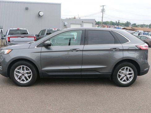 Certified 2024 Ford Edge SEL AWD/4WD image 6