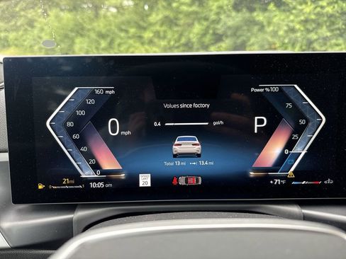 Used 2025 BMW 330i xDrive Sedan w/ Convenience Package image 17