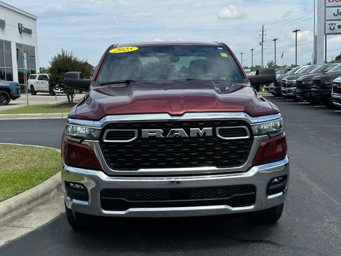 Used 2025 RAM 1500 Big Horn AWD/4WD image 2