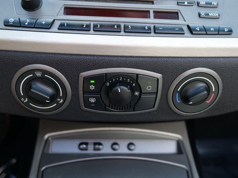 Used 2004 BMW Z4 2.5i image 24