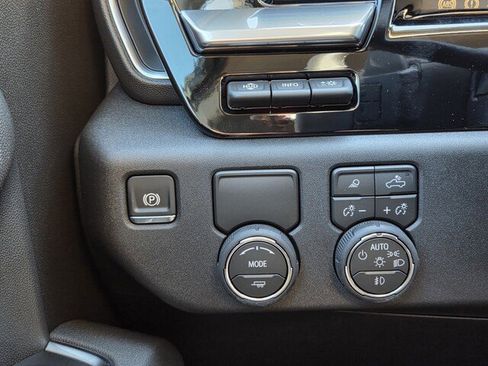 New 2026 Chevrolet Silverado 1500 LTZ w/ LTZ Premium Package image 9