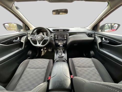 Used 2017 Nissan Rogue Sport SV AWD/4WD image 17