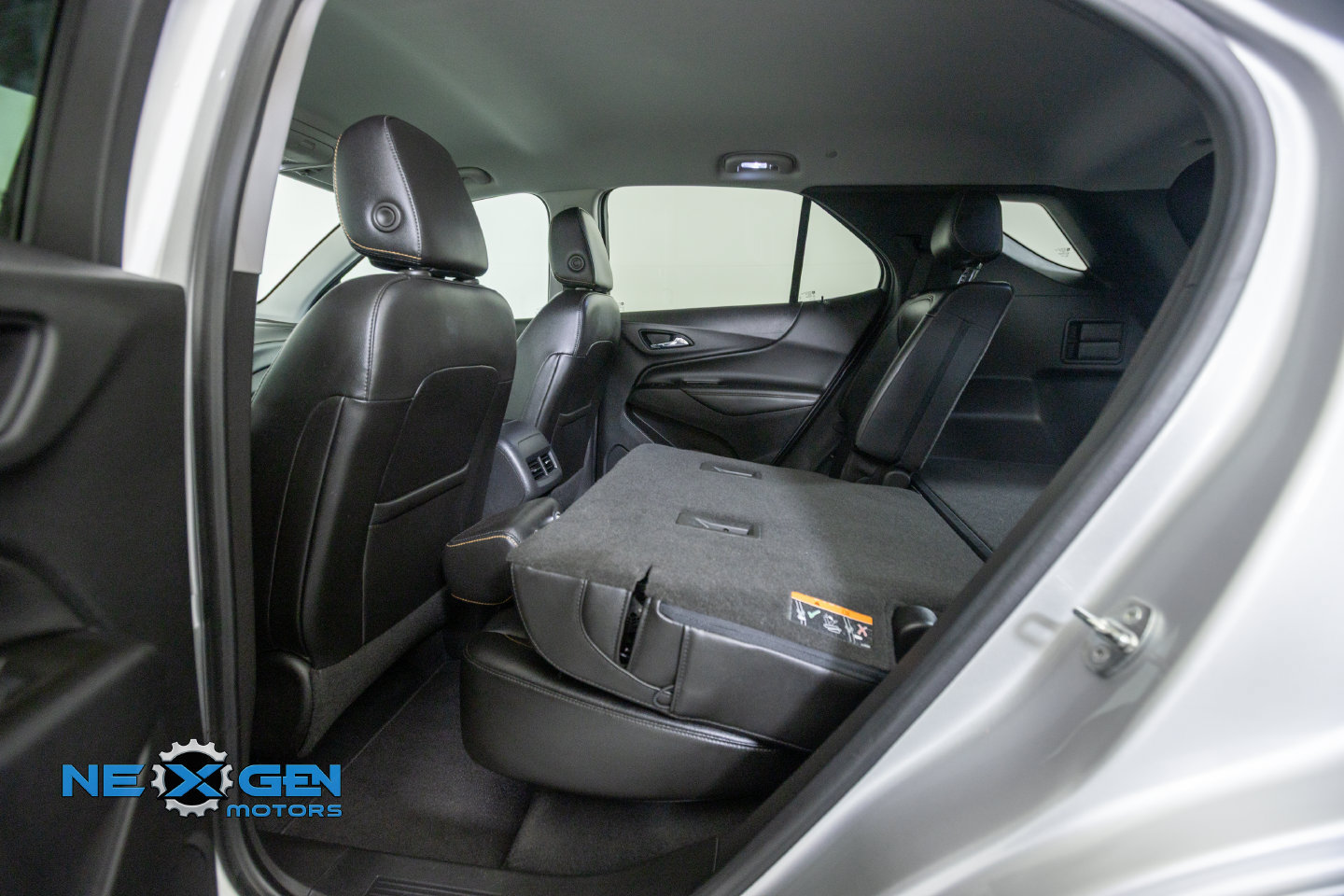 Used 2021 Chevrolet Equinox Premier AWD/4WD image 28
