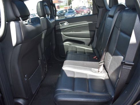 Used 2022 Jeep Grand Cherokee Limited w/ Tech Group image 24