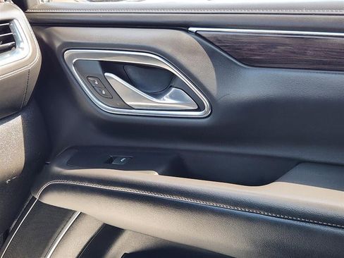 Used 2023 Chevrolet Tahoe LT image 16