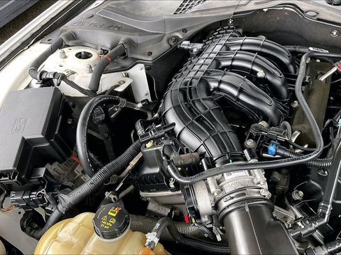 Used 2016 Ford Mustang Coupe image 25