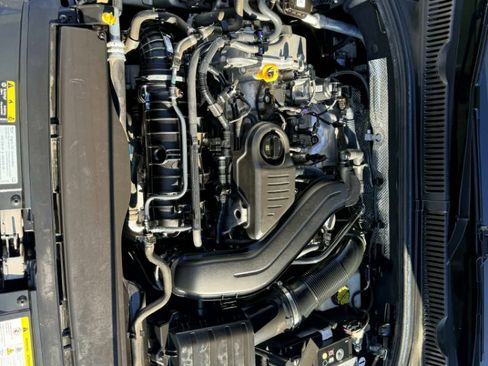 Used 2022 Volkswagen Jetta S image 9