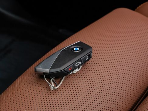 Used 2026 BMW X5 sDrive40i w/ M Sport Package RWD image 64