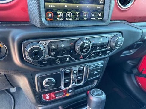 Used 2020 Jeep Wrangler Unlimited Rubicon AWD/4WD image 28