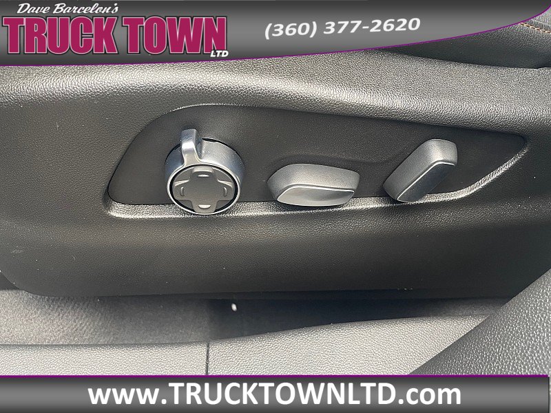 Used 2021 Cadillac XT4 Sport AWD/4WD image 33