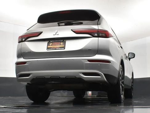 Used 2024 Mitsubishi Outlander Ralliart image 13