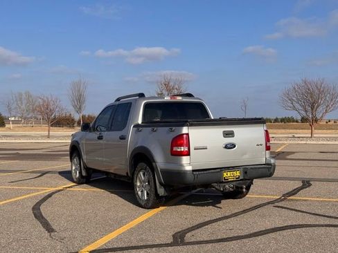 Used 2007 Ford Explorer Sport Trac XLT image 29