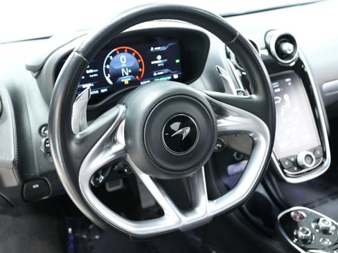 Used 2021 McLaren GT RWD image 30
