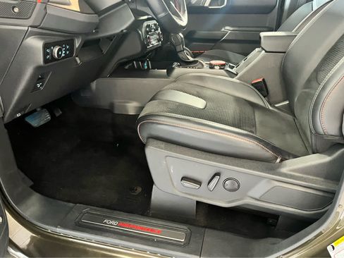 Used 2025 Ford Bronco Raptor AWD/4WD image 16
