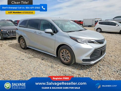 Used 2021 Toyota Sienna LE image 5