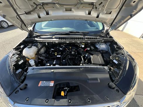 Used 2024 Ford Edge SEL image 26