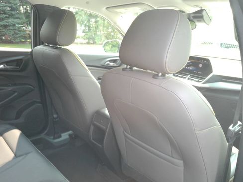 Certified 2025 Chevrolet Trax ACTIV w/ Driver Confidence Package FWD image 19