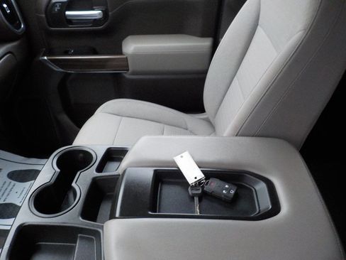 Used 2020 Chevrolet Silverado 1500 LT image 31