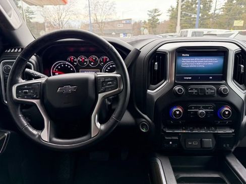 Used 2019 Chevrolet Silverado 1500 LT Trail Boss AWD/4WD image 19