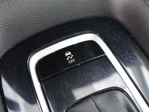 Certified 2024 Toyota Corolla LE image 28