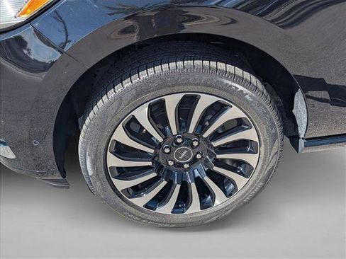 Used 2022 Lincoln Navigator Black Label image 26