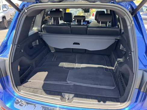Used 2024 Mercedes-Benz GLB 250 image 38