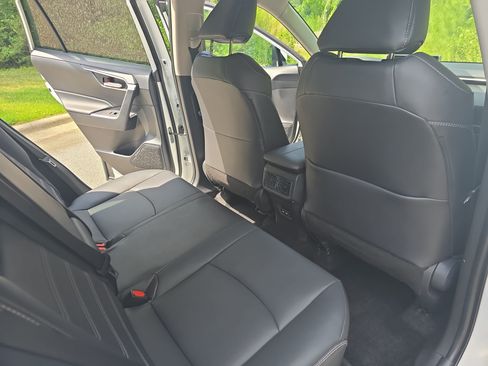 Used 2025 Toyota RAV4 XLE Premium FWD image 11