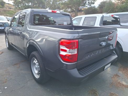 Used 2025 Ford Maverick XL image 4