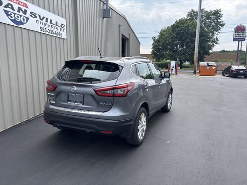 Used 2022 Nissan Rogue Sport SV w/ Technology Package AWD/4WD image 6