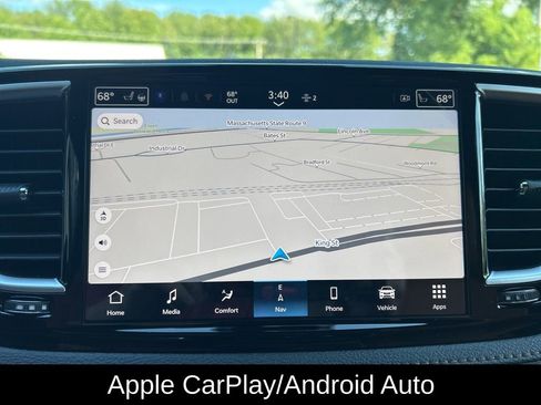 New 2026 Chrysler Pacifica Pinnacle w/ Trailer Tow Group image 25