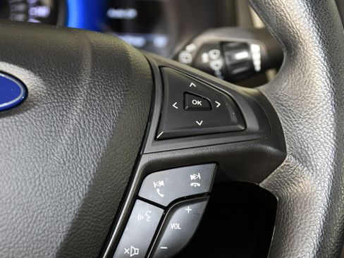 Used 2023 Ford Edge SE image 21