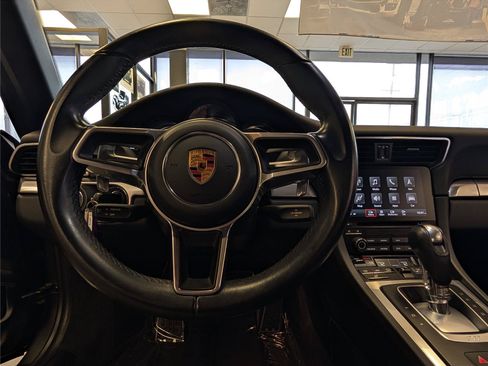 Used 2017 Porsche 911 Carrera RWD image 15