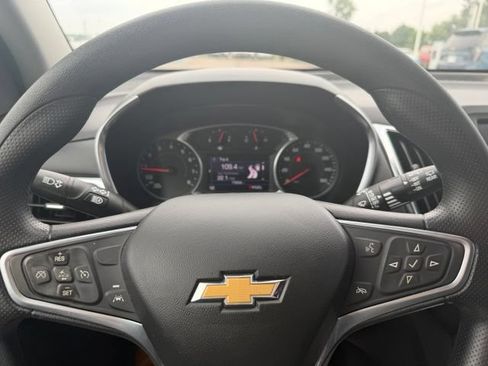 Used 2022 Chevrolet Equinox LT FWD image 13