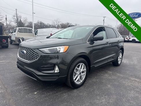 Used 2024 Ford Edge SEL w/ Convenience Package AWD/4WD image 2