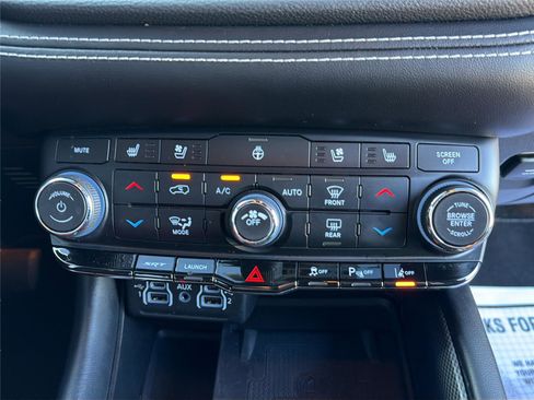 Used 2021 Dodge Durango SRT Hellcat w/ Technology Group image 18