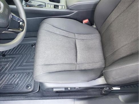 Used 2025 Honda Accord SE image 23