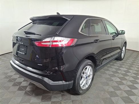 Used 2022 Ford Edge SEL image 10