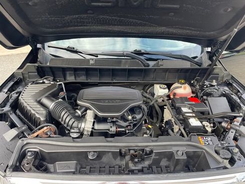 Used 2018 GMC Acadia SLT AWD/4WD image 32