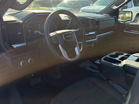 Used 2026 GMC Sierra 1500 SLE AWD/4WD image 10