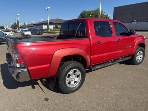 Used 2013 Toyota Tacoma PreRunner RWD image 7