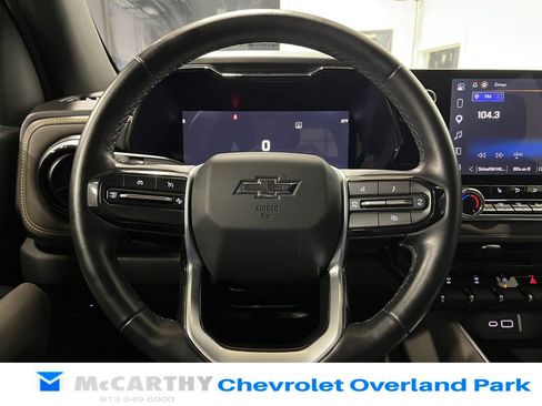 Used 2024 Chevrolet Colorado ZR2 w/ Technology Package AWD/4WD image 13