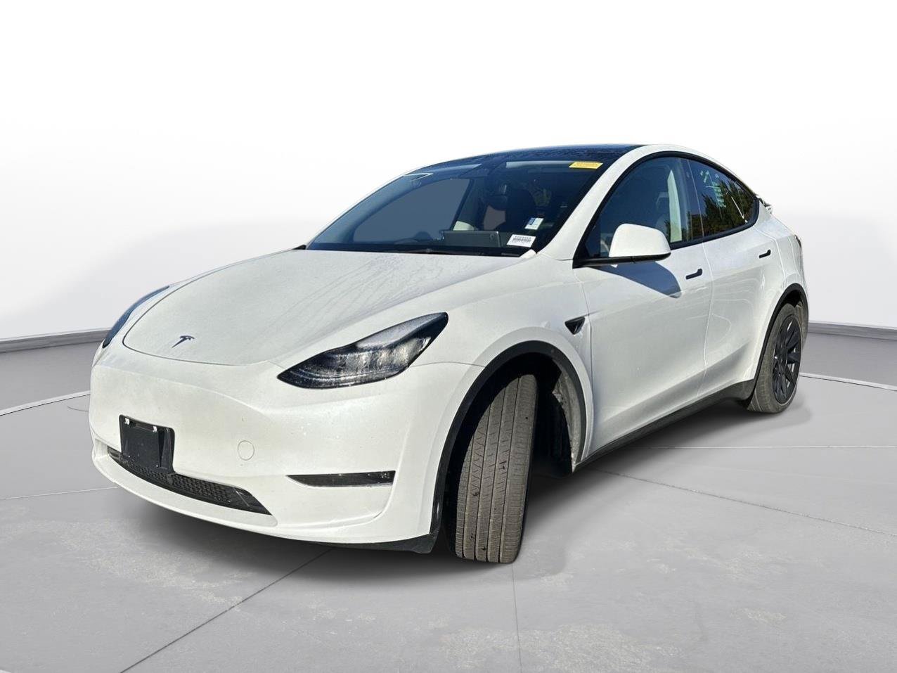 Used 2023 Tesla Model Y Long Range AWD/4WD image 2
