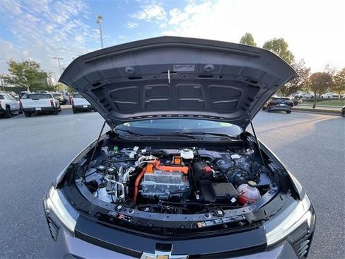 New 2025 Chevrolet Blazer EV LT AWD/4WD image 31