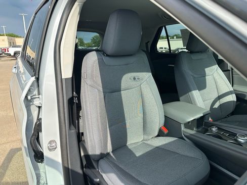 New 2026 Ford Explorer Active AWD/4WD image 29