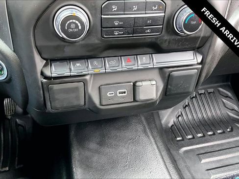 Used 2025 Chevrolet Silverado 1500 W/T w/ WT Value Package image 16