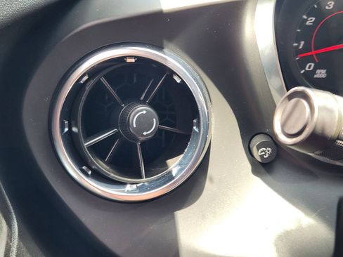 Used 2022 Chevrolet Camaro LT w/ Technology Package RWD image 25